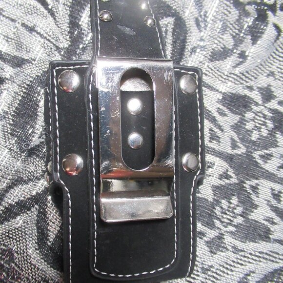 Vintage Western Phone Holster - Picture 2 of 6